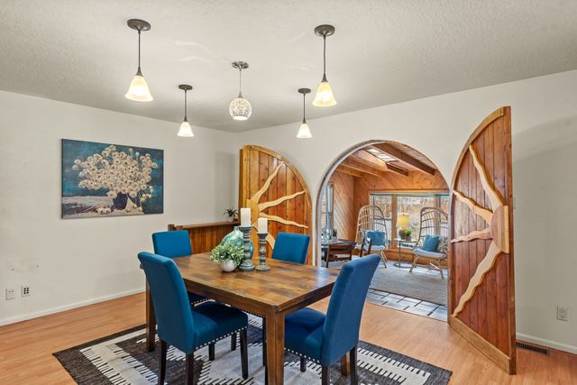 5 Walnut Loop, Espanola, NM 87532