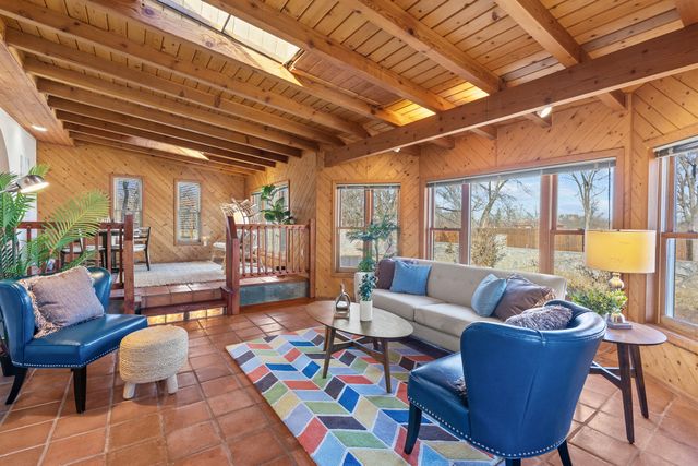 5 Walnut Loop, Espanola, NM 87532