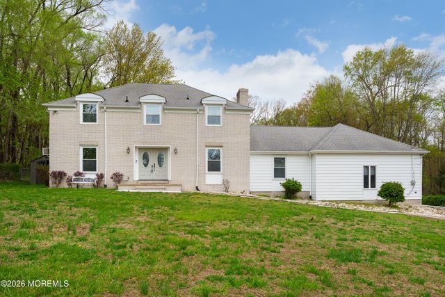 304 Schoolhouse Road, Monroe, NJ 08831