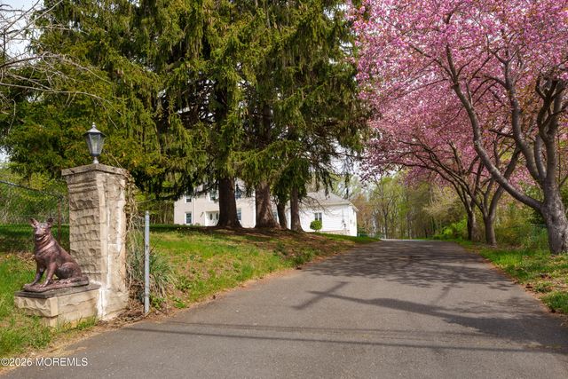 304 Schoolhouse Road, Monroe, NJ 08831
