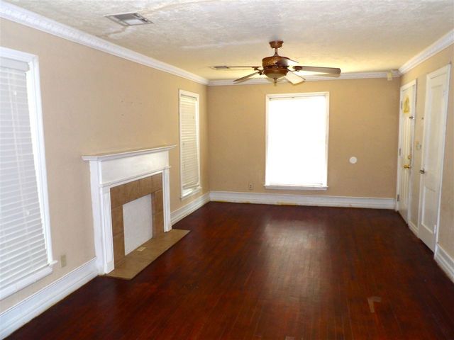 1712 NW Euclid Ave, Lawton, OK 73507