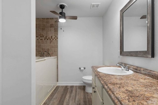 609 E Fisher St, Pensacola, FL 32503