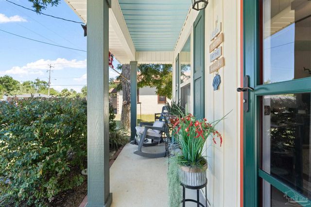 609 E Fisher St, Pensacola, FL 32503