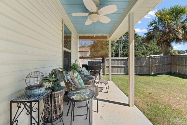 609 E Fisher St, Pensacola, FL 32503