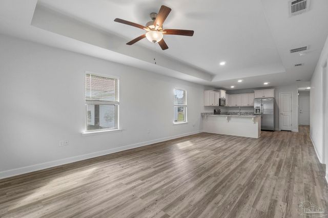 609 E Fisher St, Pensacola, FL 32503