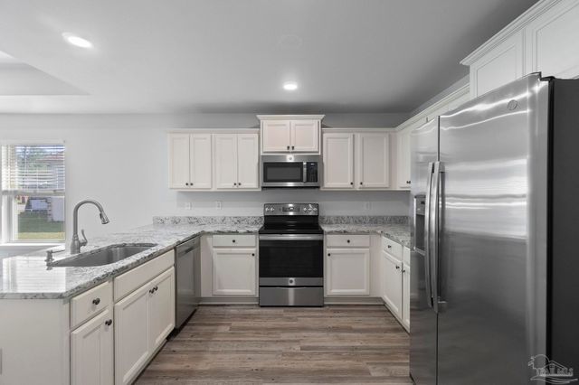 609 E Fisher St, Pensacola, FL 32503