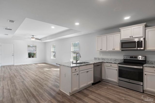 609 E Fisher St, Pensacola, FL 32503