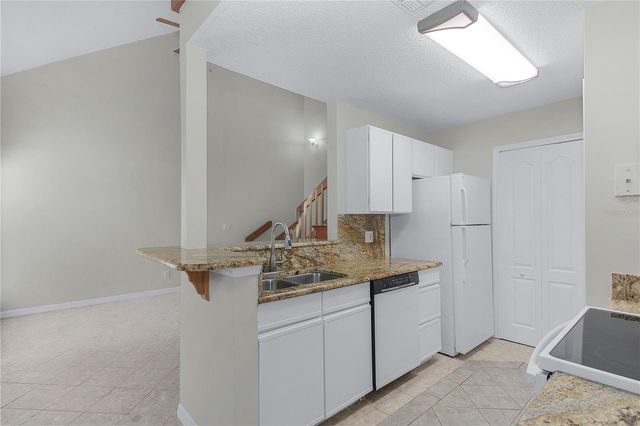 605 YOUNGSTOWN PARKWAY 30, Altamonte Springs, FL 32714