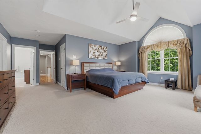 23 Oak Ledge Cir, Rowley, MA 01969
