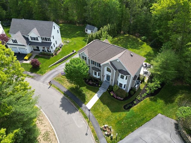 23 Oak Ledge Cir, Rowley, MA 01969