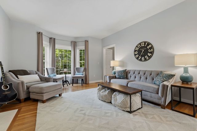 23 Oak Ledge Cir, Rowley, MA 01969