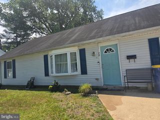 70 EDGEWOOD RD, Dover, DE 19901
