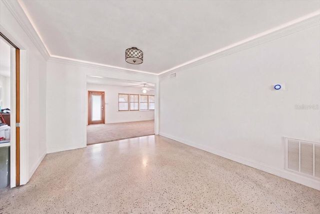 3004 W MARLIN AVENUE, Tampa, FL 33611