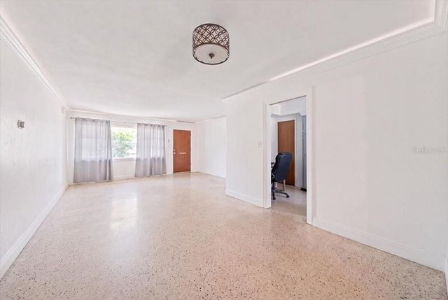 3004 W MARLIN AVENUE, Tampa, FL 33611