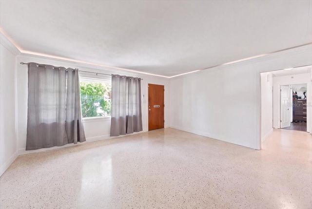 3004 W MARLIN AVENUE, Tampa, FL 33611