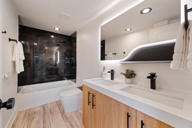 1809 Jefferson Avenue, Glenview, IL 60025