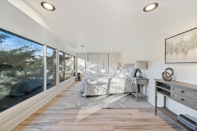 1809 Jefferson Avenue, Glenview, IL 60025