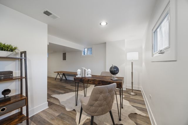 1809 Jefferson Avenue, Glenview, IL 60025