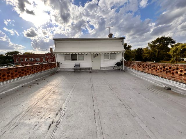 6843 S Racine Avenue, Chicago, IL 60636