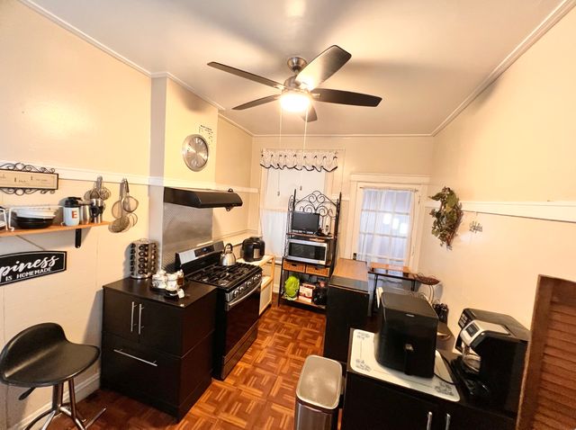 6843 S Racine Avenue, Chicago, IL 60636