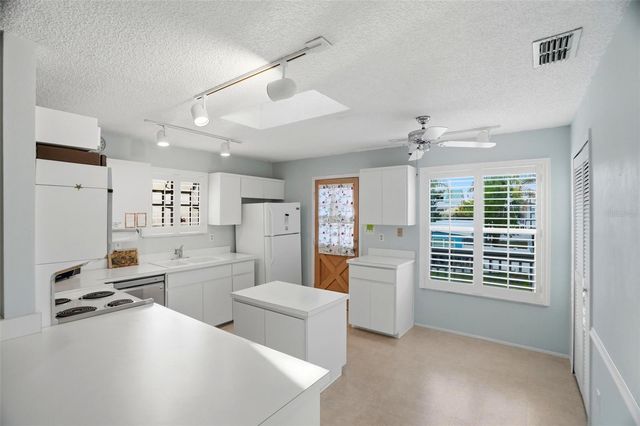 110 GEORGIA AVE. AVENUE, Crystal Beach, FL 34681