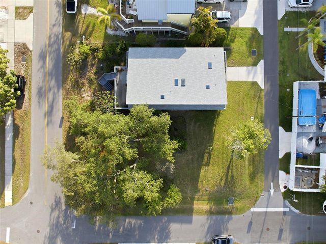 110 GEORGIA AVE. AVENUE, Crystal Beach, FL 34681