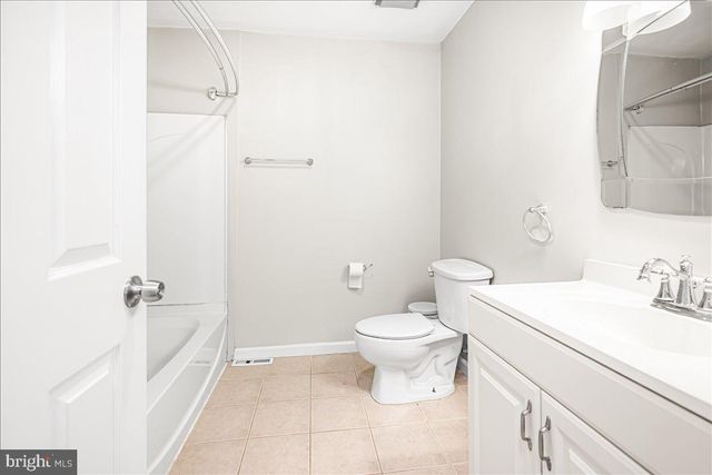 5111 E BRIGANTINE CT, Wilmington, DE 19808