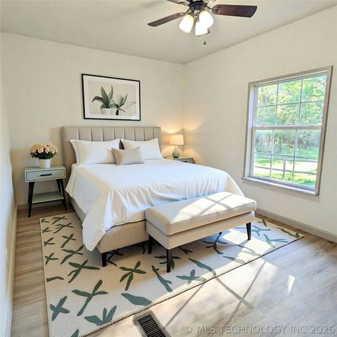 426098 Texanna Road, Checotah, OK 74426