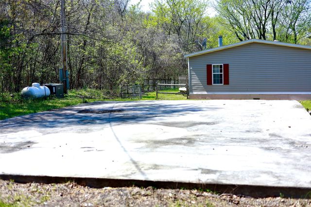 426098 Texanna Road, Checotah, OK 74426