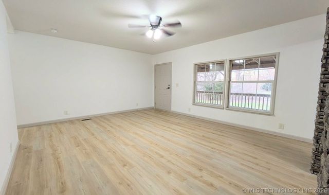 426098 Texanna Road, Checotah, OK 74426