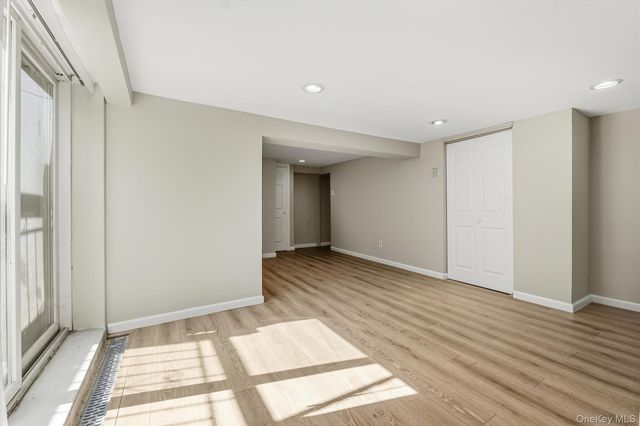1 Tudor Place, Hartsdale, NY 10530