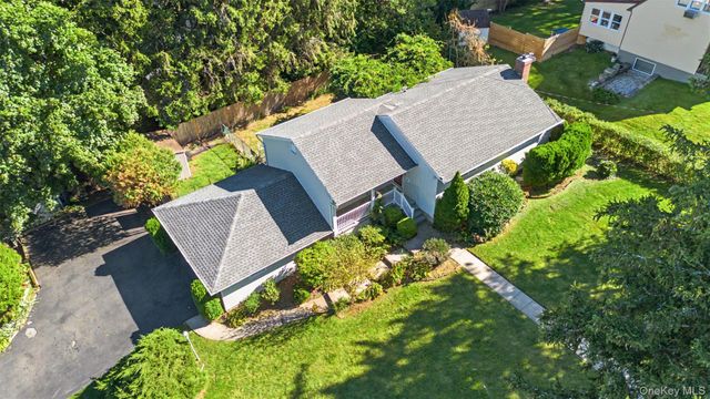 1 Tudor Place, Hartsdale, NY 10530