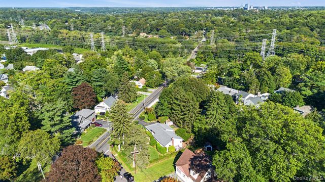 1 Tudor Place, Hartsdale, NY 10530