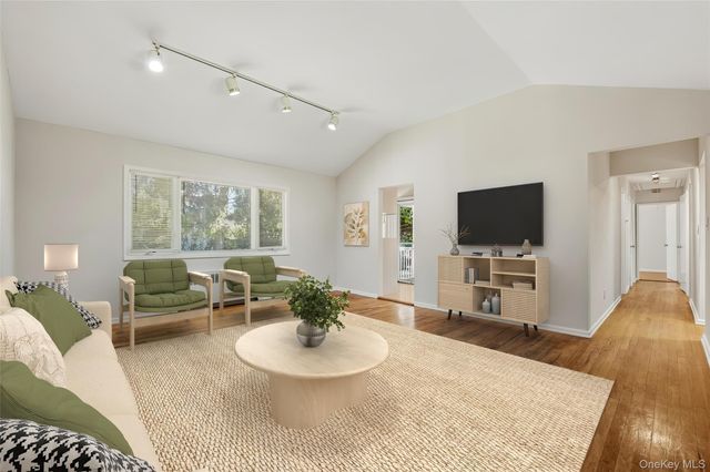 1 Tudor Place, Hartsdale, NY 10530