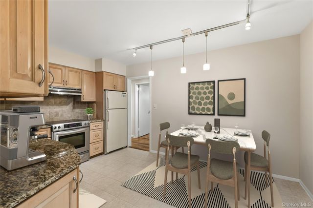 1 Tudor Place, Hartsdale, NY 10530
