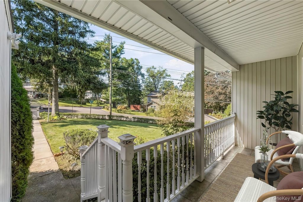 1 Tudor Place, Hartsdale, NY 10530 — photo 4