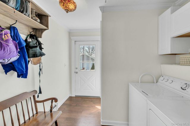 39 Ocean Avenue, Blue Point, NY 11715