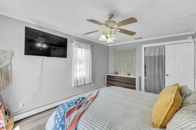 39 Ocean Avenue, Blue Point, NY 11715