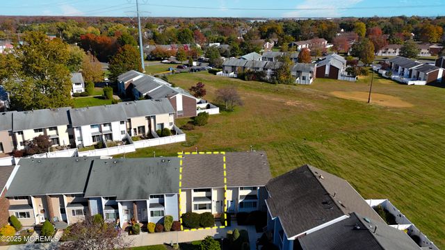 Q10 Quincy Circle Q-10, Dayton, NJ 08810