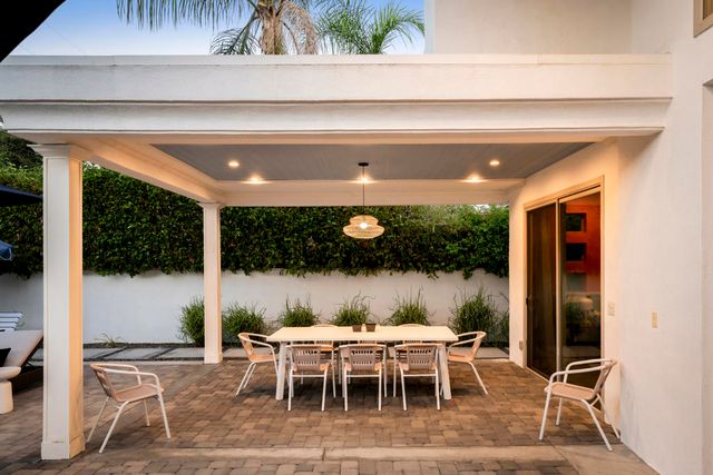 154 E Ocotillo Avenue, Palm Springs, CA 92264