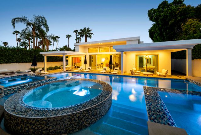 154 E Ocotillo Avenue, Palm Springs, CA 92264