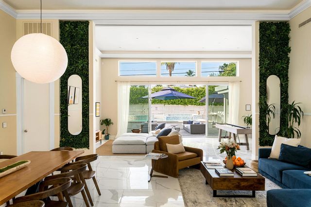 154 E Ocotillo Avenue, Palm Springs, CA 92264