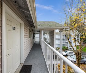 2713 W Maplewood Avenue #311, Bellingham, WA 98225
