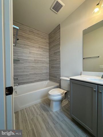 592 WATERMANS DR, Woodbridge, VA 22191