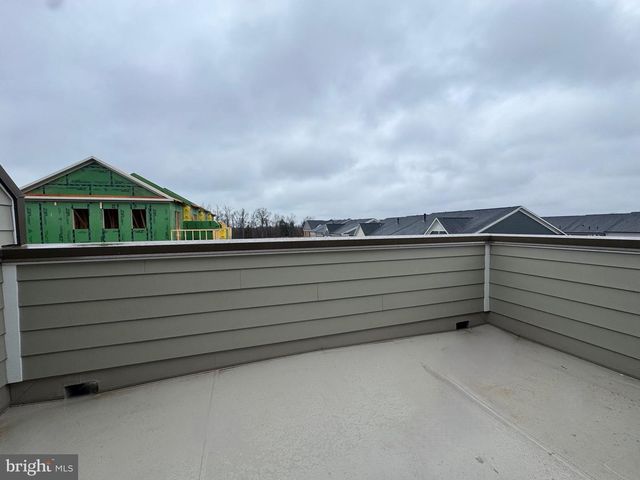 592 WATERMANS DR, Woodbridge, VA 22191