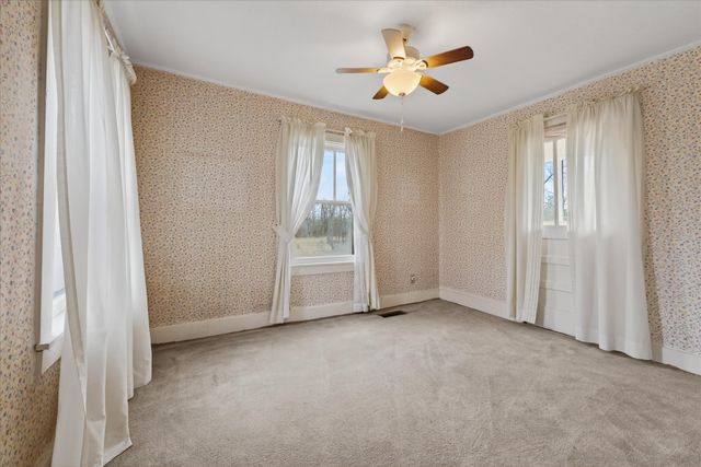 3236 Dover Rd, Woodlawn, TN 37191