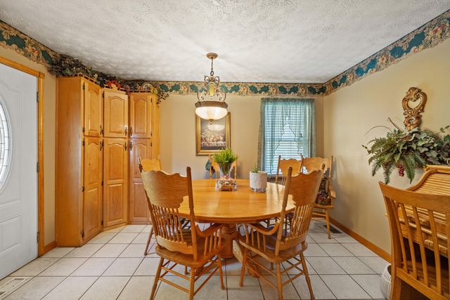 340 Dean Road, Mckee, KY 40447