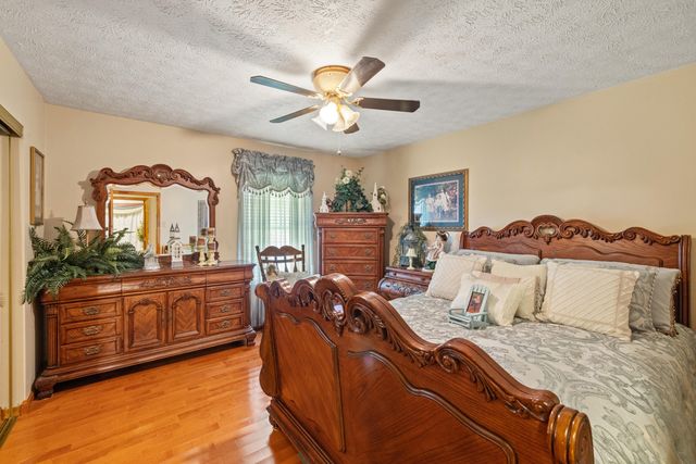 340 Dean Road, Mckee, KY 40447
