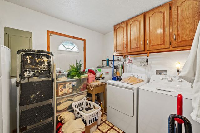 340 Dean Road, Mckee, KY 40447