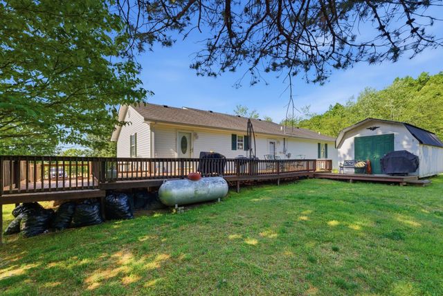 340 Dean Road, Mckee, KY 40447